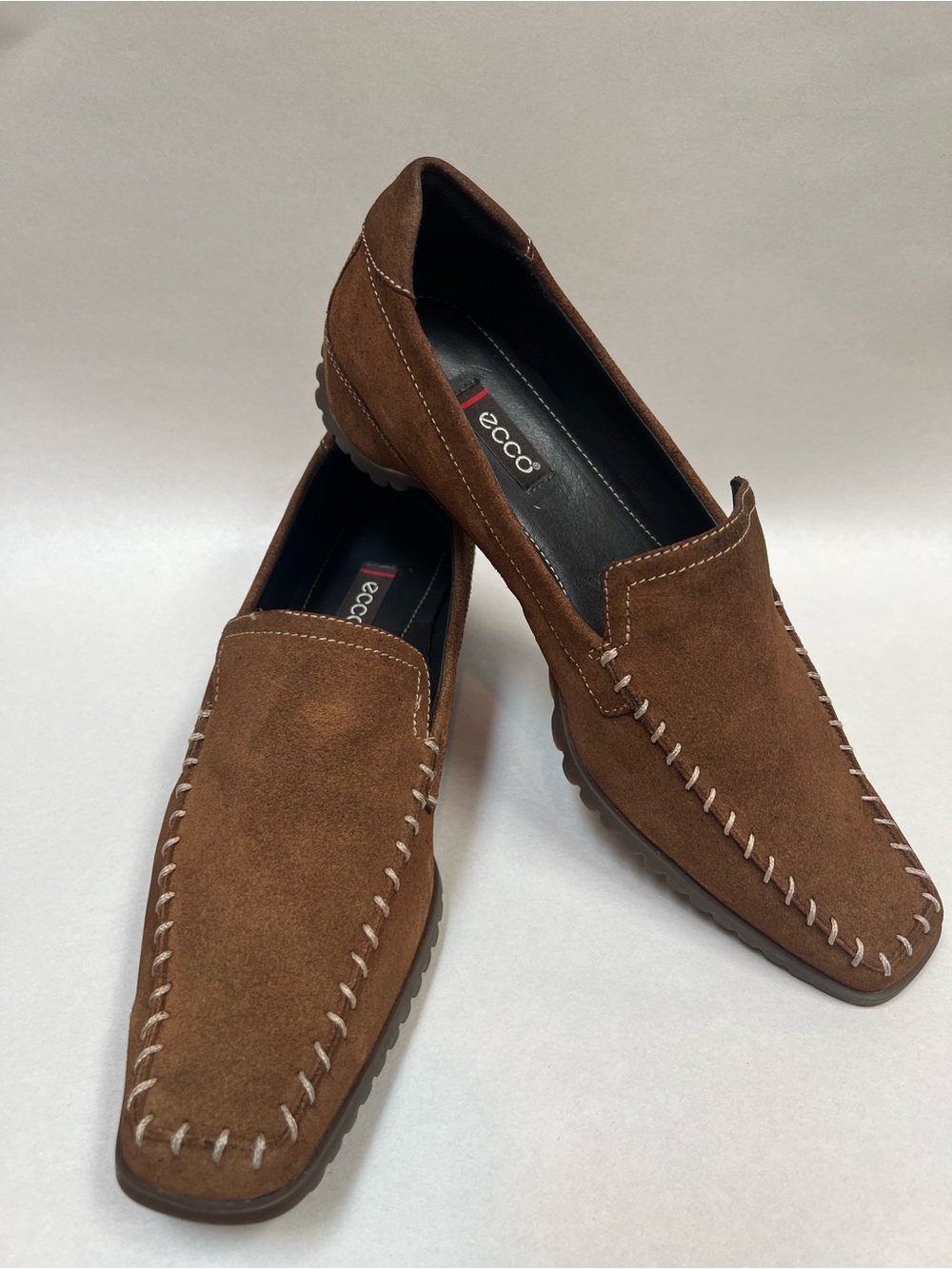 Ecco Women's 38 US 8/8.5 Brown Suede Slip On Pointed Toe Driving Loafer Comfort